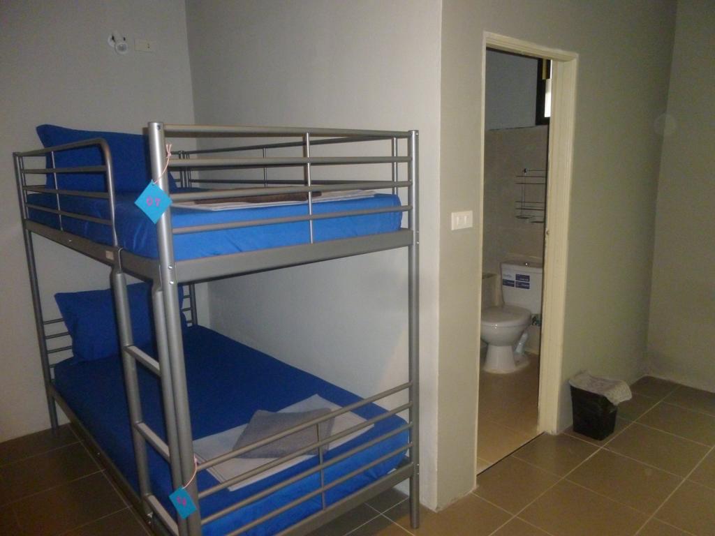 Blue Midnight Hostel Ko Pha Ngan Room photo