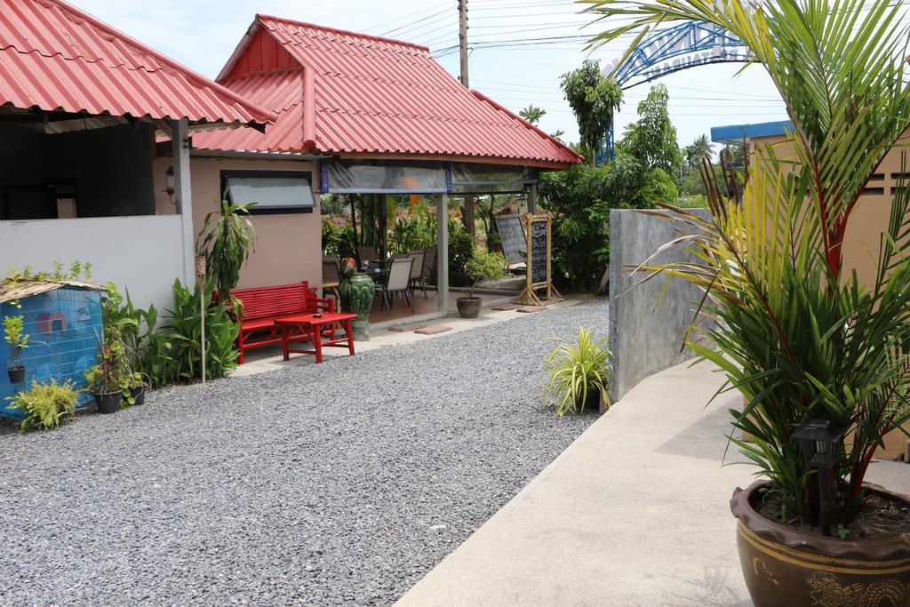 Blue Midnight Hostel Ko Pha Ngan Exterior photo