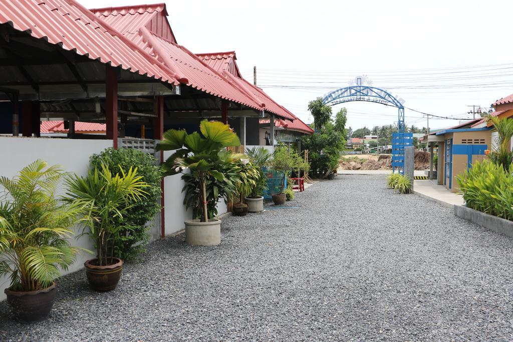 Blue Midnight Hostel Ko Pha Ngan Exterior photo